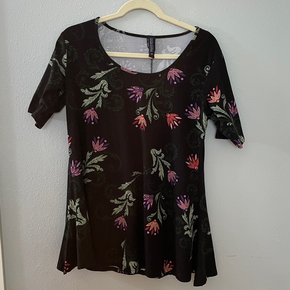 EUC size SM tulip tunic - Picture 1 of 2